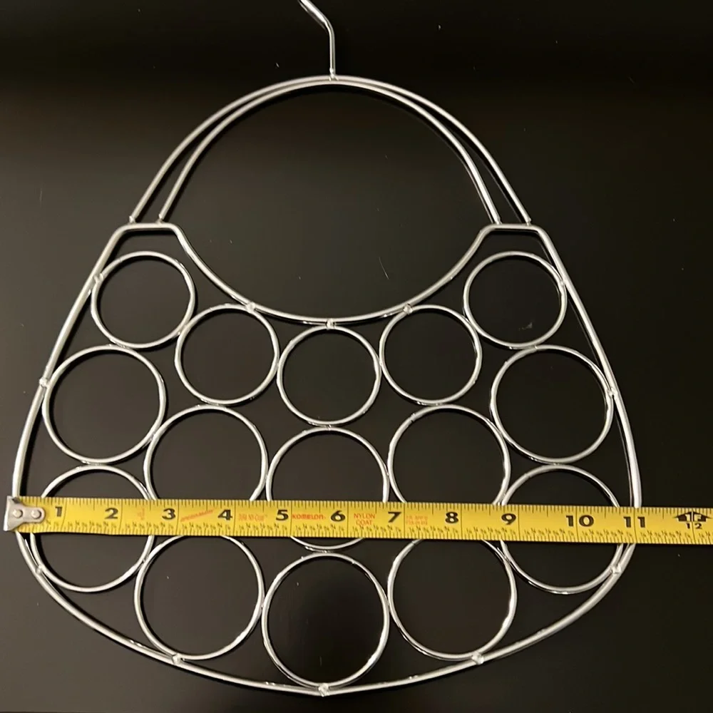 Scarf Hanger